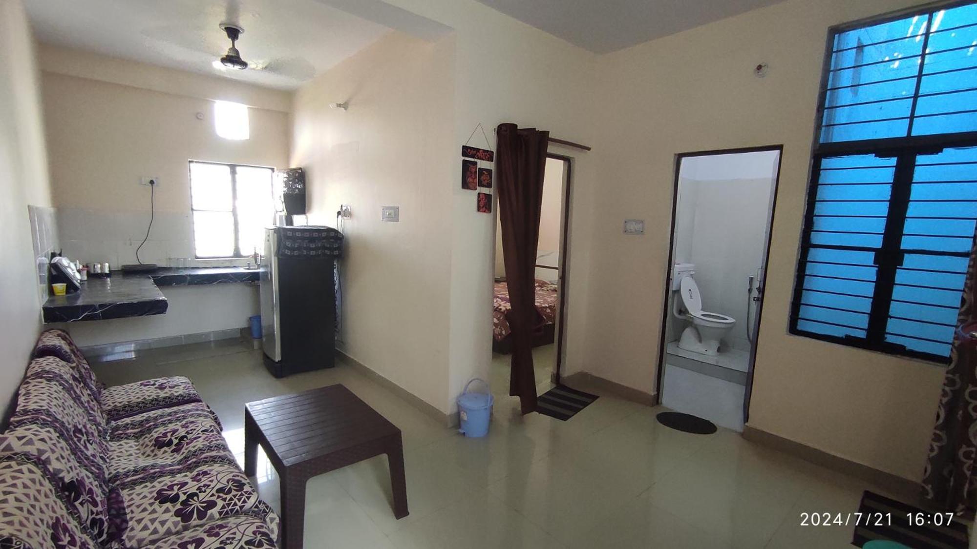 Homestay Vaidehikunj